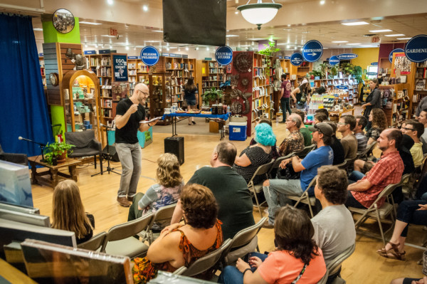 Olimpio Reading, Book People